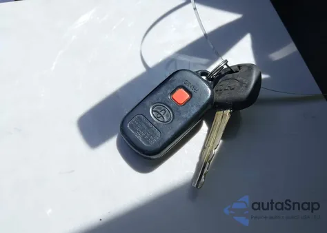 2002 Toyota Camry Le/Se/Xle z USA, uszkodzony, nr VIN JTDBE32K120077585